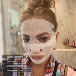 JLO BEAUTY That Limitless Glow Face Mask | Visibly Tightens, Lifts, Hydrates, Plumps, & Brightens for Glowy Skin, Infused with Jlo Glow Serum