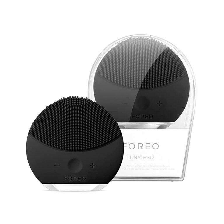 FOREO LUNA Mini 2 Sonic Facial Cleansing Brush for Every Skin Type