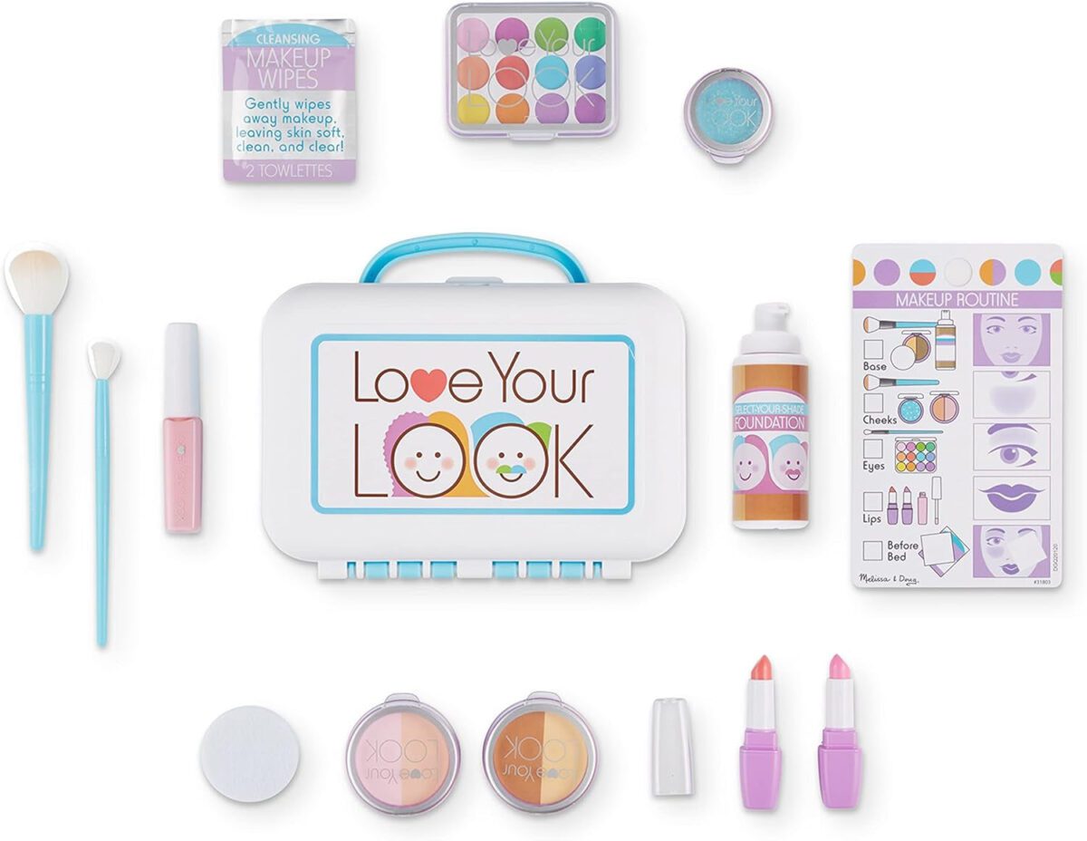 "Melissa & Doug Love Your Look - Ultimate Makeup Kit Play Set: 16 Pieces of Glamorous Pretend Makeup"