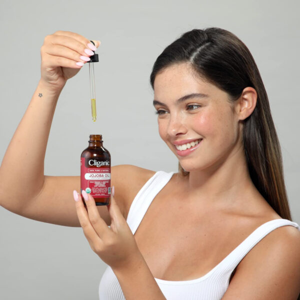 Cliganic Organic Jojoba Oil, 100% Pure (4Oz) | Moisturizing Oil for Face, Hair, Skin & Nails | Natural Cold Pressed Hexane Free | Base Carrier Oil
